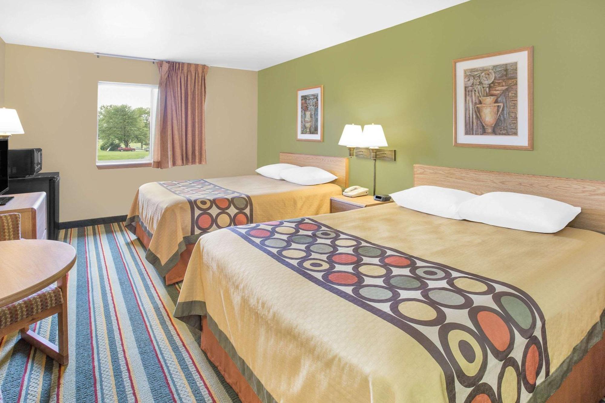 Super 8 By Wyndham East Moline Hotel Luaran gambar
