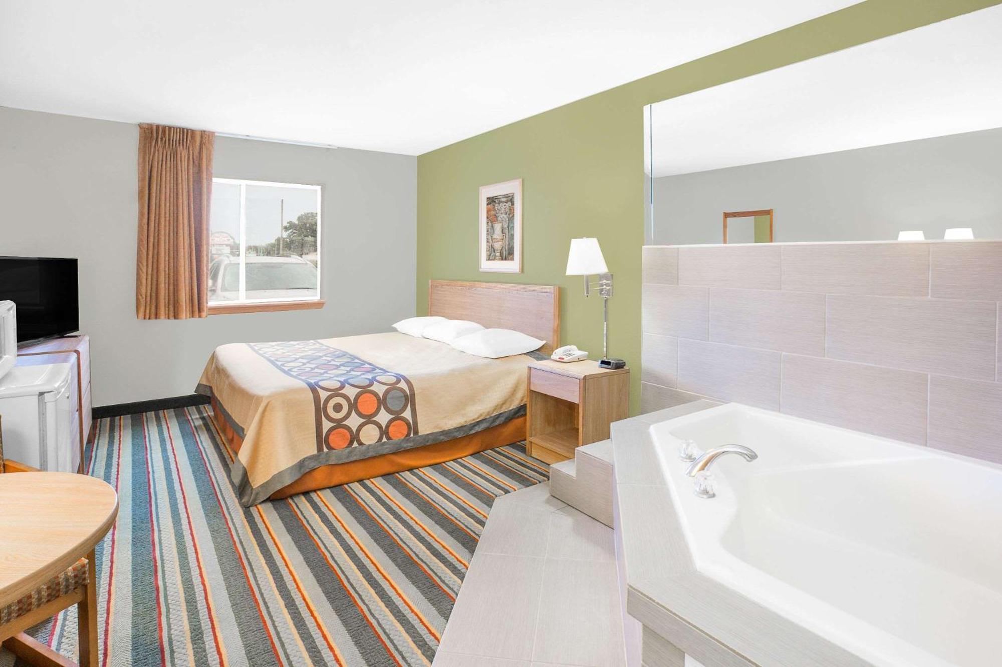 Super 8 By Wyndham East Moline Hotel Luaran gambar