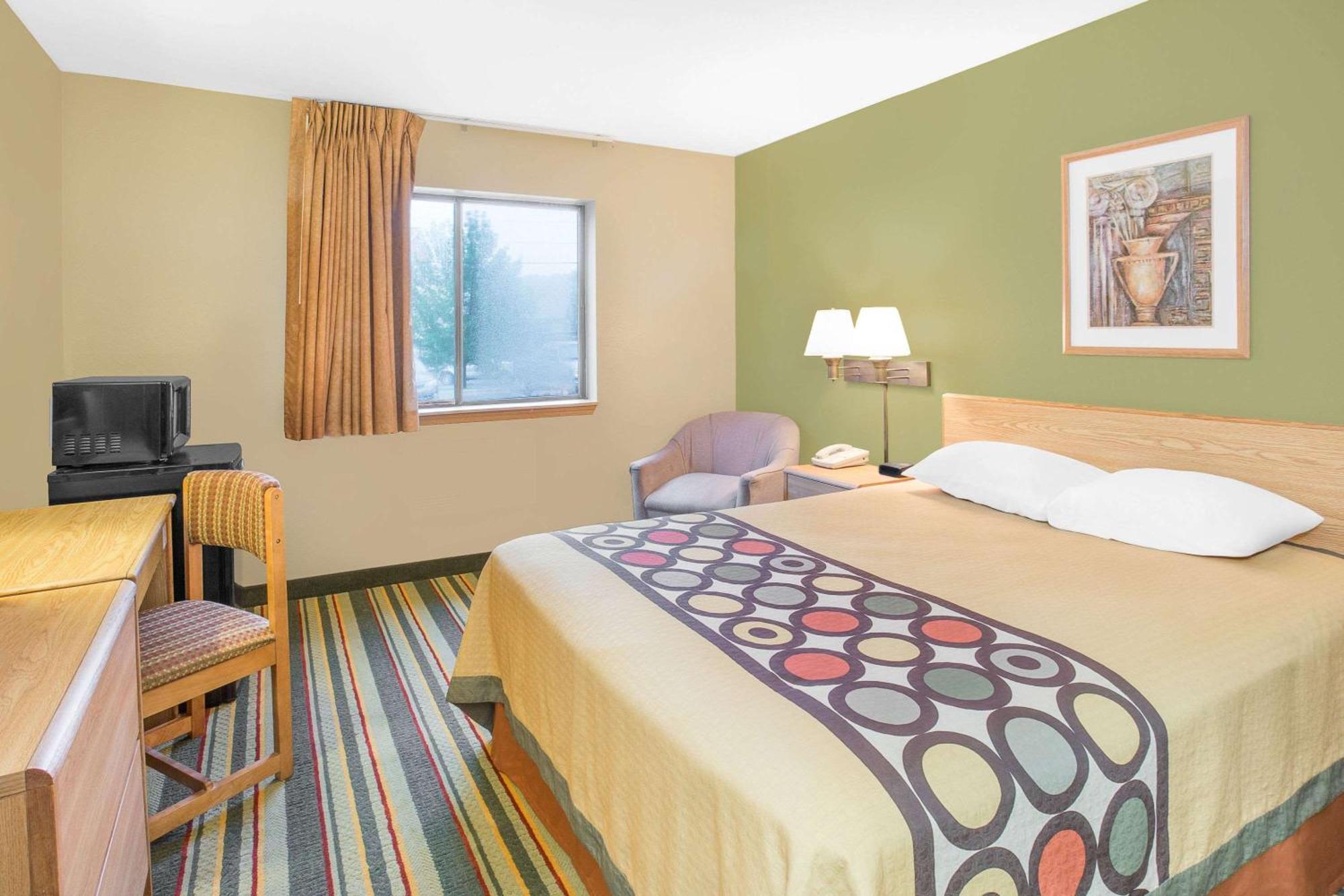 Super 8 By Wyndham East Moline Hotel Luaran gambar